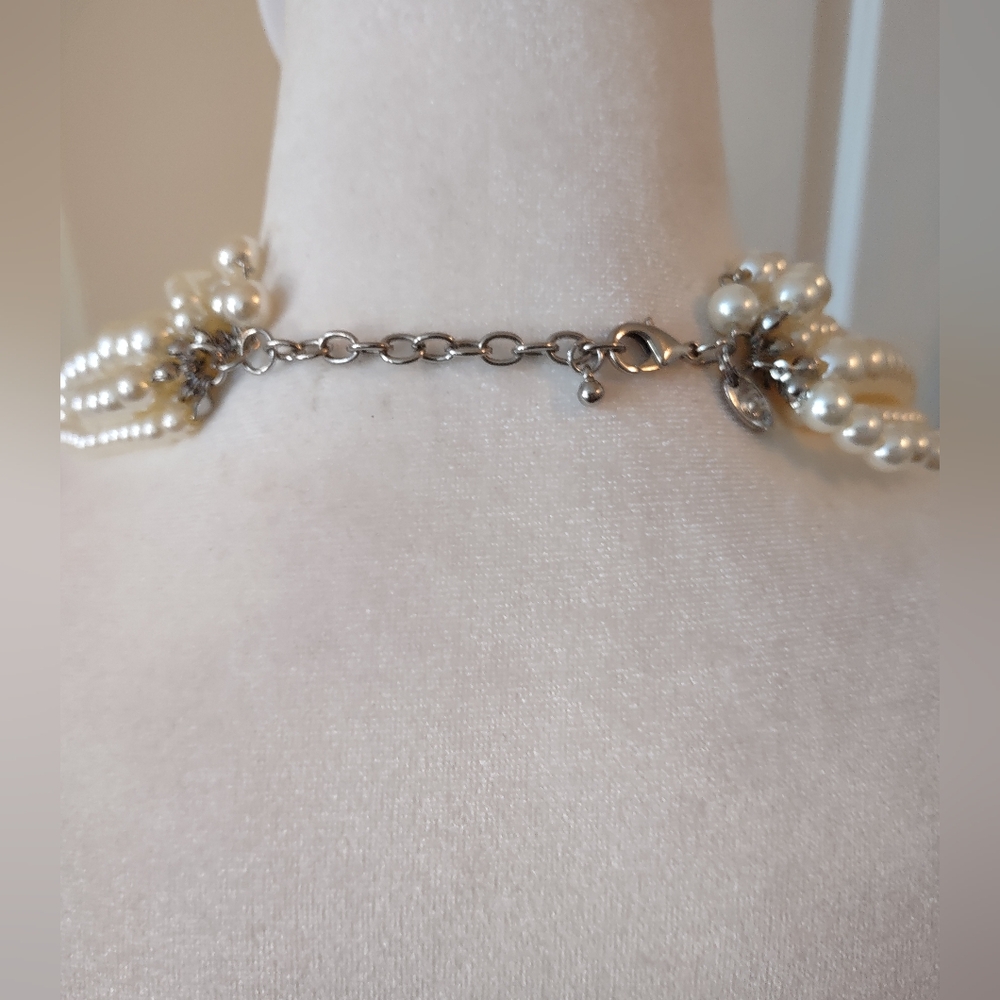 9 Stranded Necklace - Picture 2 of 2
